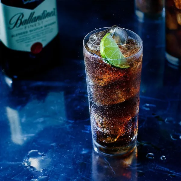 Whisky Ballantine's Finest 40° 750 cc - Imagen 3